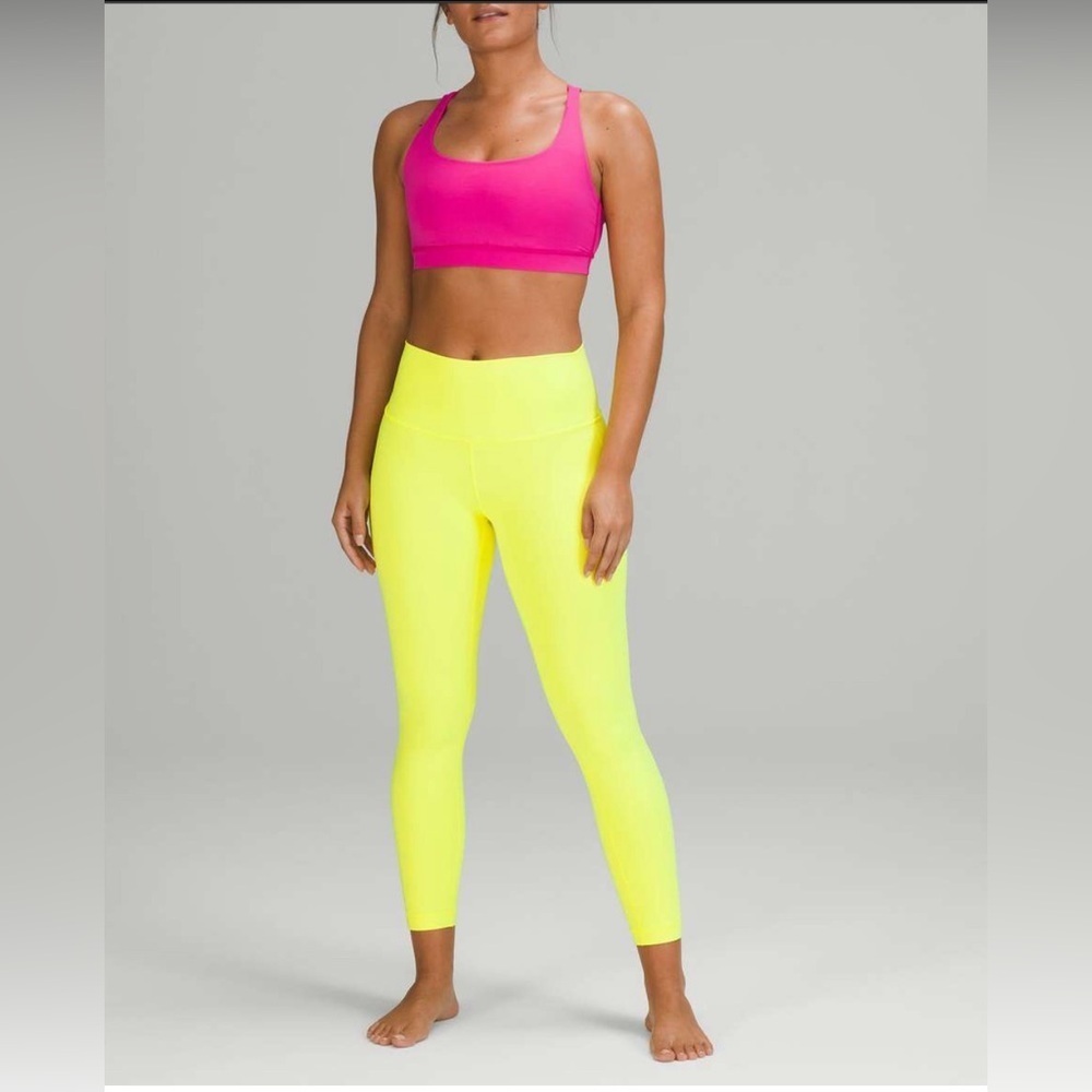 Lululemon Wunder Under High-Rise Tight 25"
Highlight Yellow Size 2